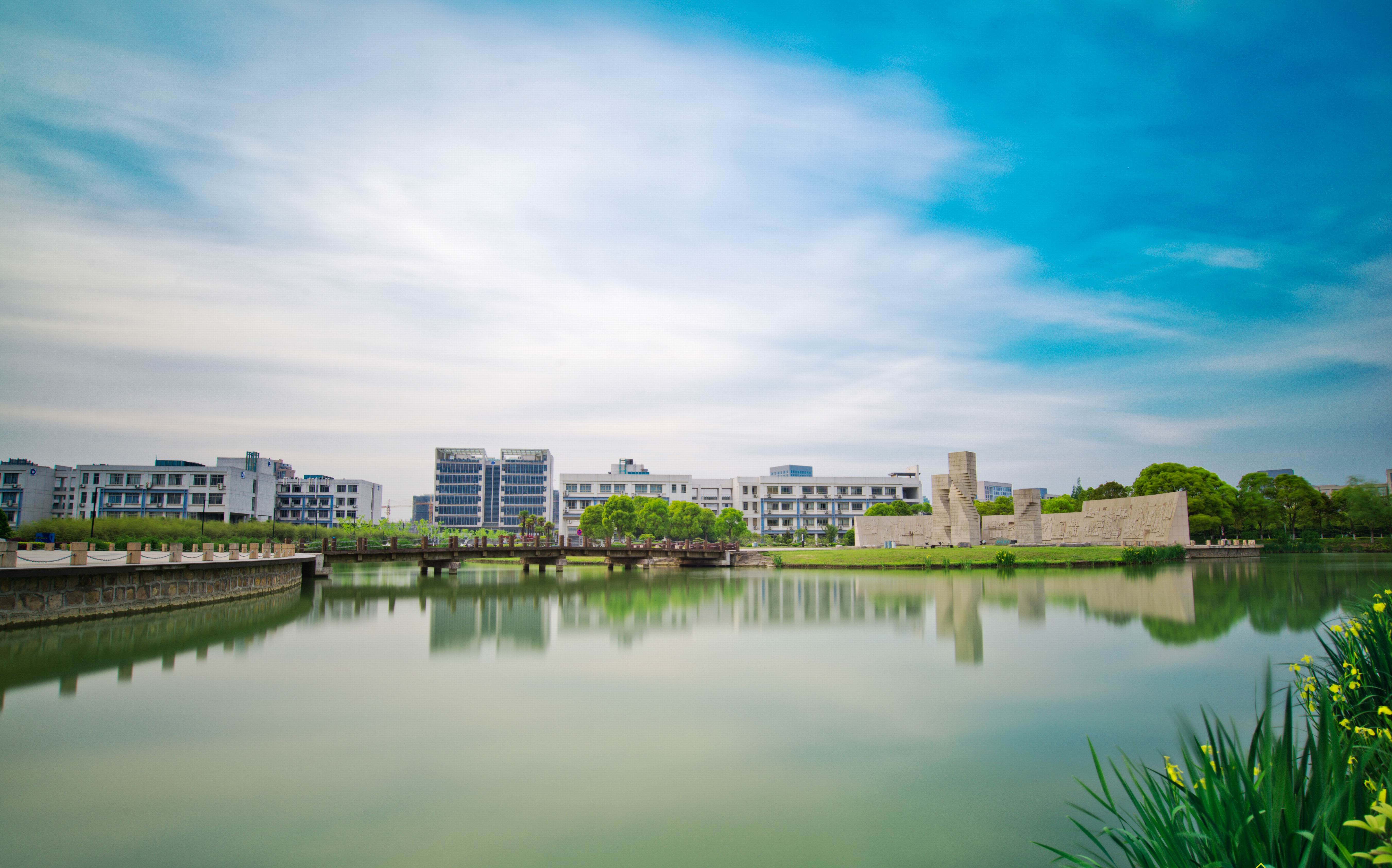 校園全景